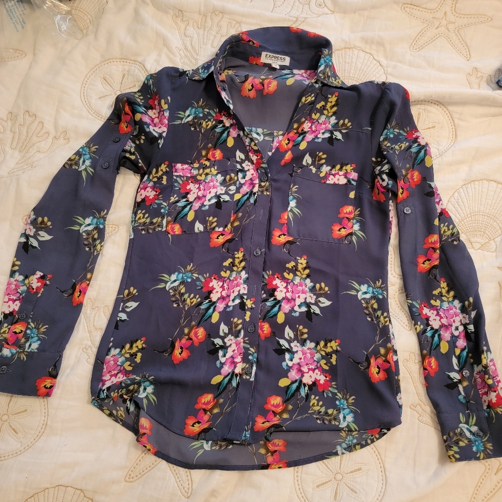 Express floral portafino long-sleeved blouse xs